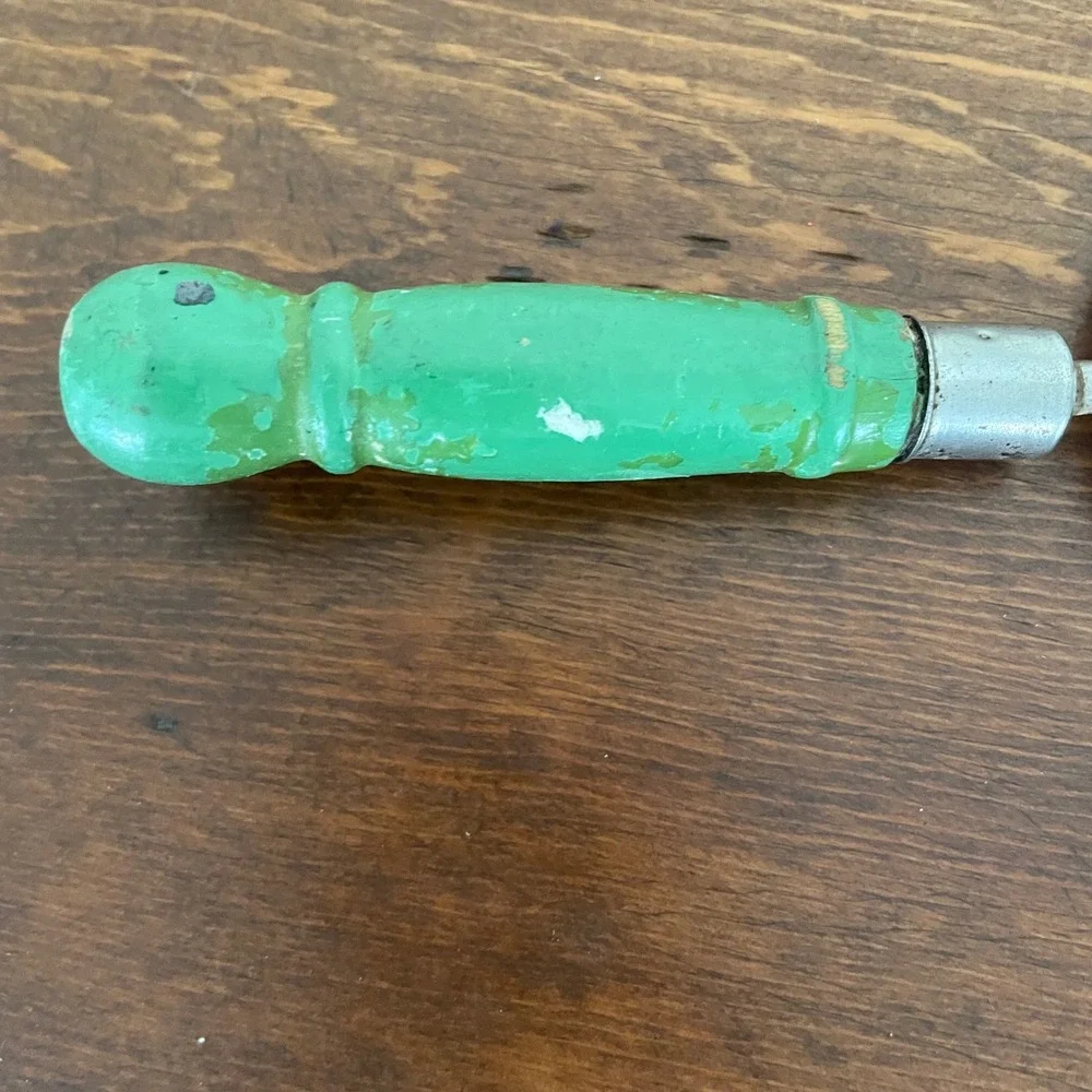 Androck Level Full 1/4 Cup Vintage Scoop‎ green wood Handle READ Distressed